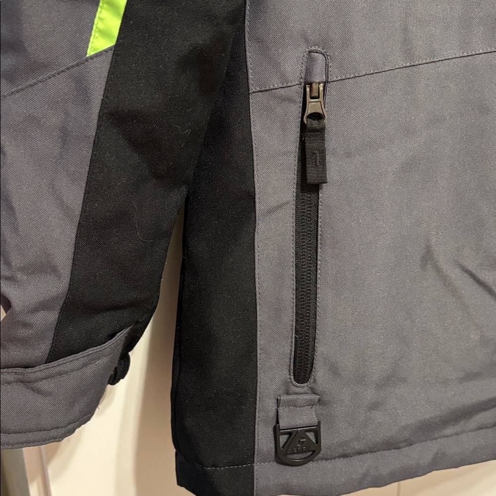 Excellent Condition Gerry Weber Jacket Ski/Snowboard Lime & Black Boys 10/12 - Picture 6 of 6